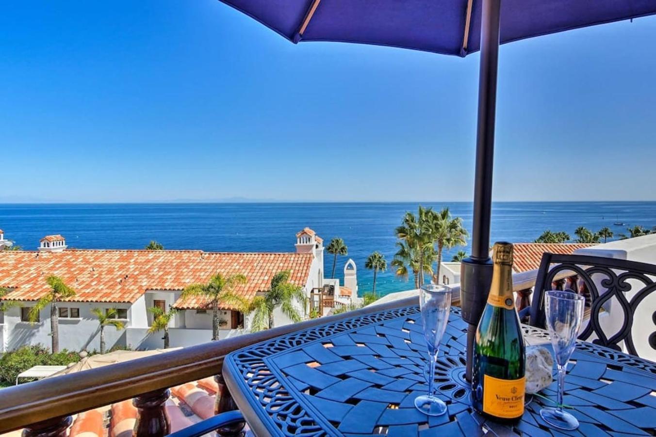 Gorgeous Oceanfront Villa With Panoramic Views Авалон Экстерьер фото